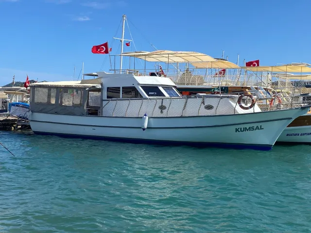 Kumsal Boat tekne güvertesi